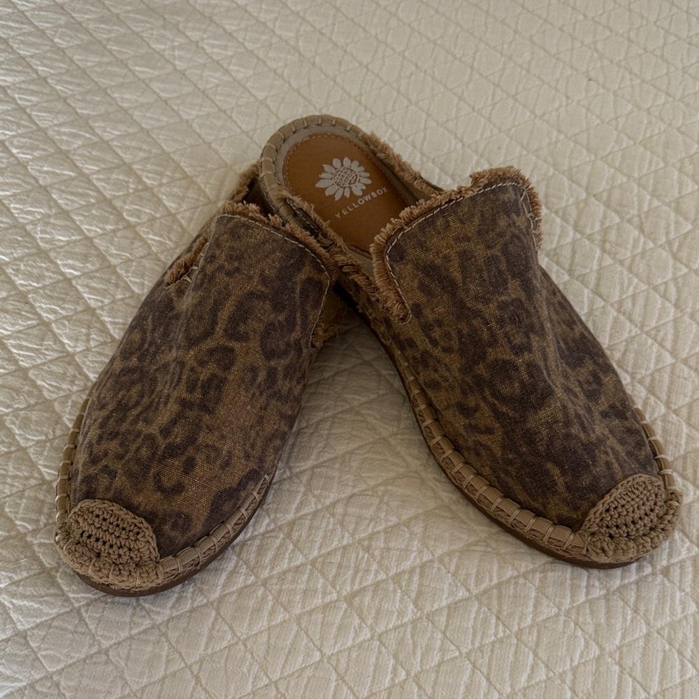 Yellow Box Beige and Brown Cheetah Print Mules